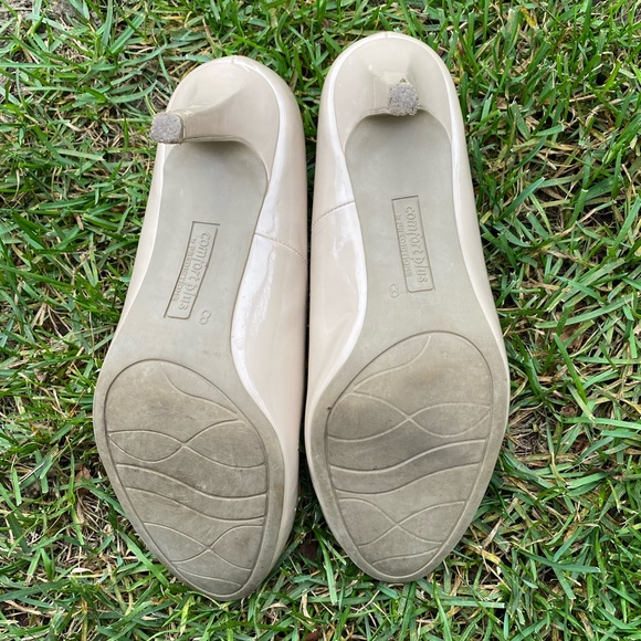 🟢5/$25 Predictions Shoes, Leather, Tan, 3” heel - Picture 5 of 8